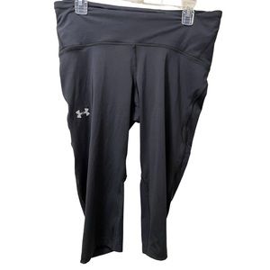 Under Armour Women’s Heatgear Compression Black Athletic Capris